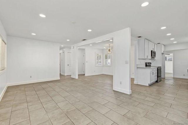 8032 poplin Drive, Santee, CA 92071