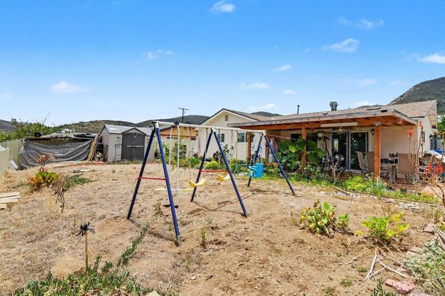 8032 poplin Drive, Santee, CA 92071