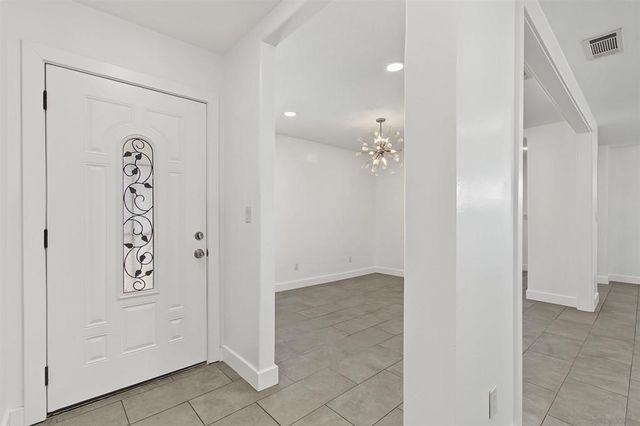 8032 poplin Drive, Santee, CA 92071
