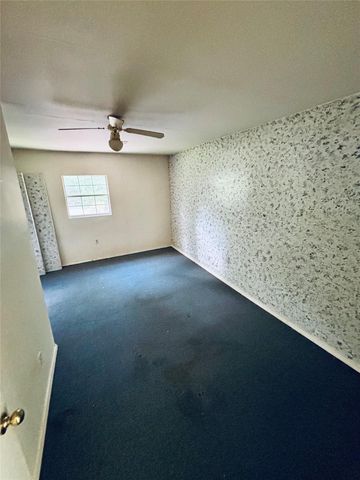 425 County Road 370 Road, Splendora, TX 77372