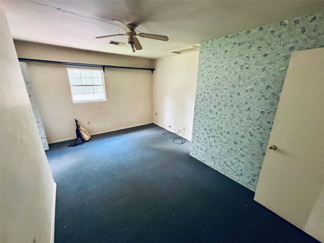 425 County Road 370 Road, Splendora, TX 77372
