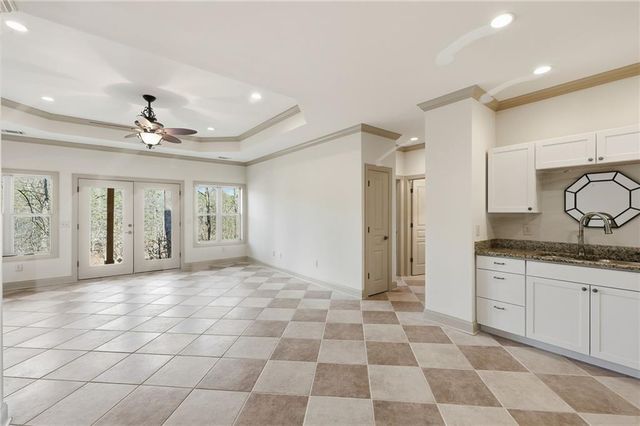 5264 Laurel Circle, Gainesville, GA 30506