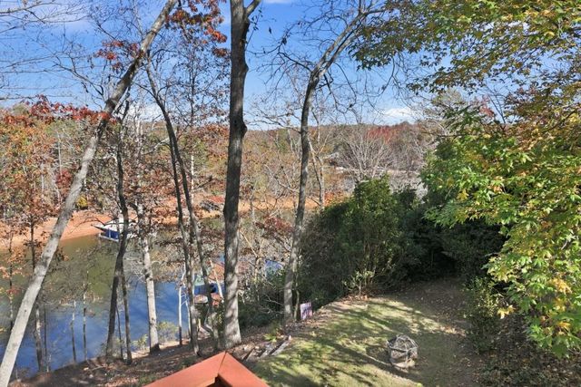 5264 Laurel Circle, Gainesville, GA 30506