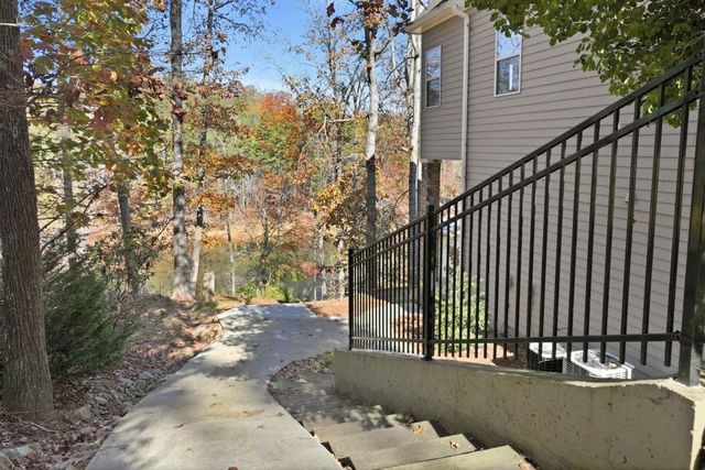 5264 Laurel Circle, Gainesville, GA 30506