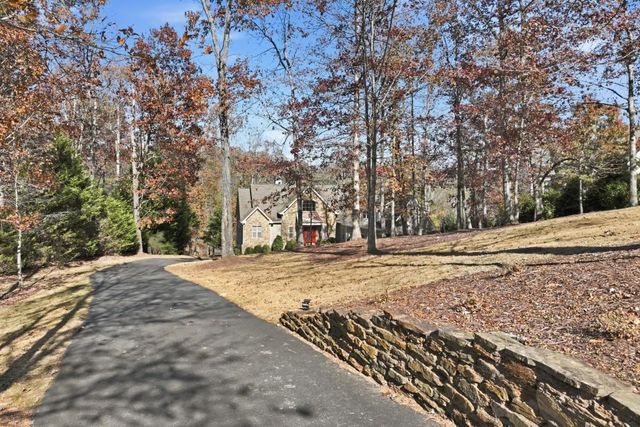 5264 Laurel Circle, Gainesville, GA 30506