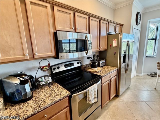 9715 ACQUA CT 145, Naples, FL 34113