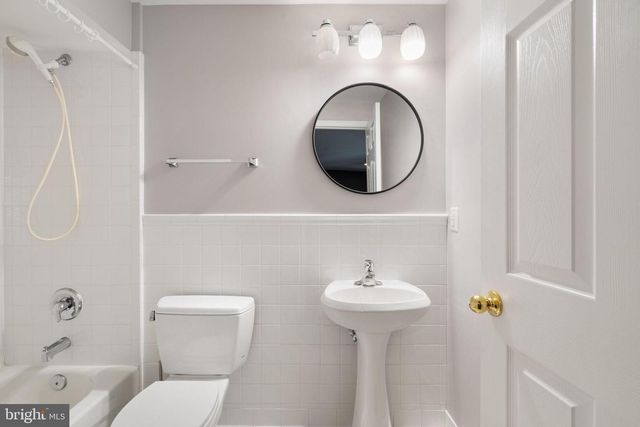 105 BUGLE CT NE, Leesburg, VA 20176