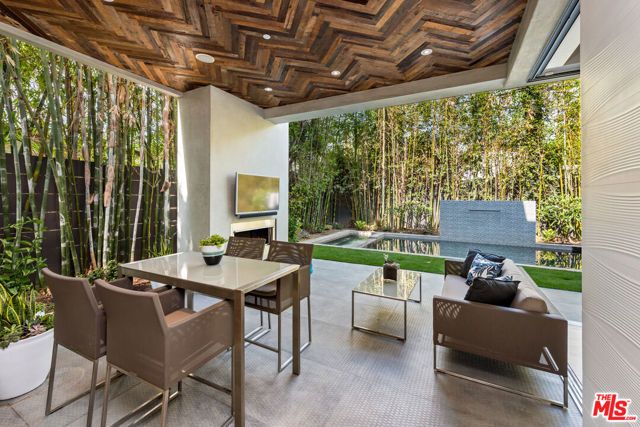 6617 LINDENHURST Avenue, Los Angeles, CA 90048