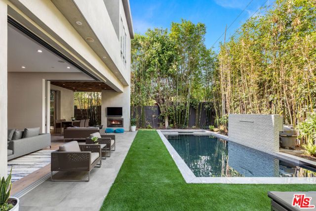 6617 LINDENHURST Avenue, Los Angeles, CA 90048
