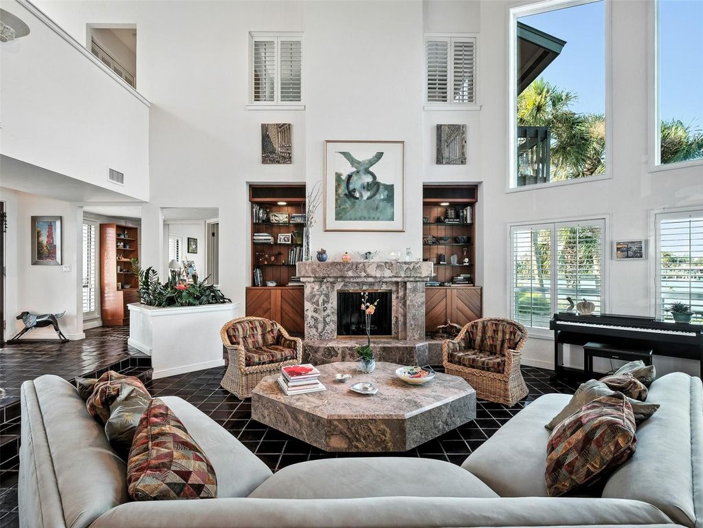 Image 12 of property listing at 448 QUAY ASSISI, New Smyrna Beach, FL 32169