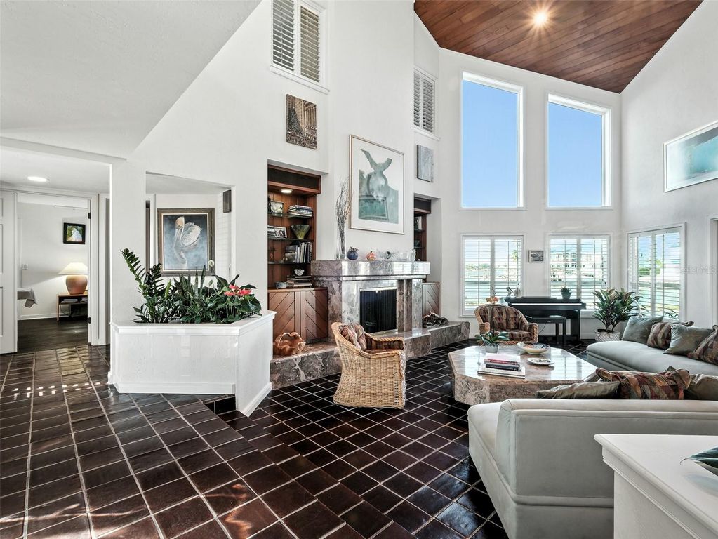 Image 14 of property listing at 448 QUAY ASSISI, New Smyrna Beach, FL 32169