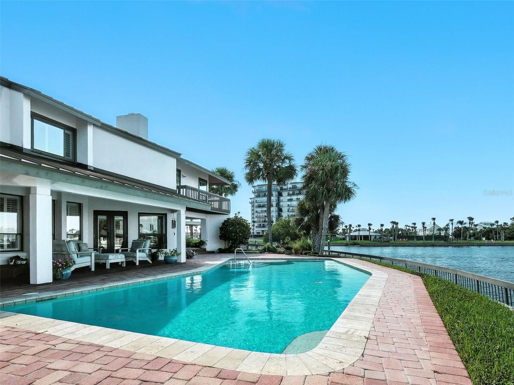 Image 32 of property listing at 448 QUAY ASSISI, New Smyrna Beach, FL 32169