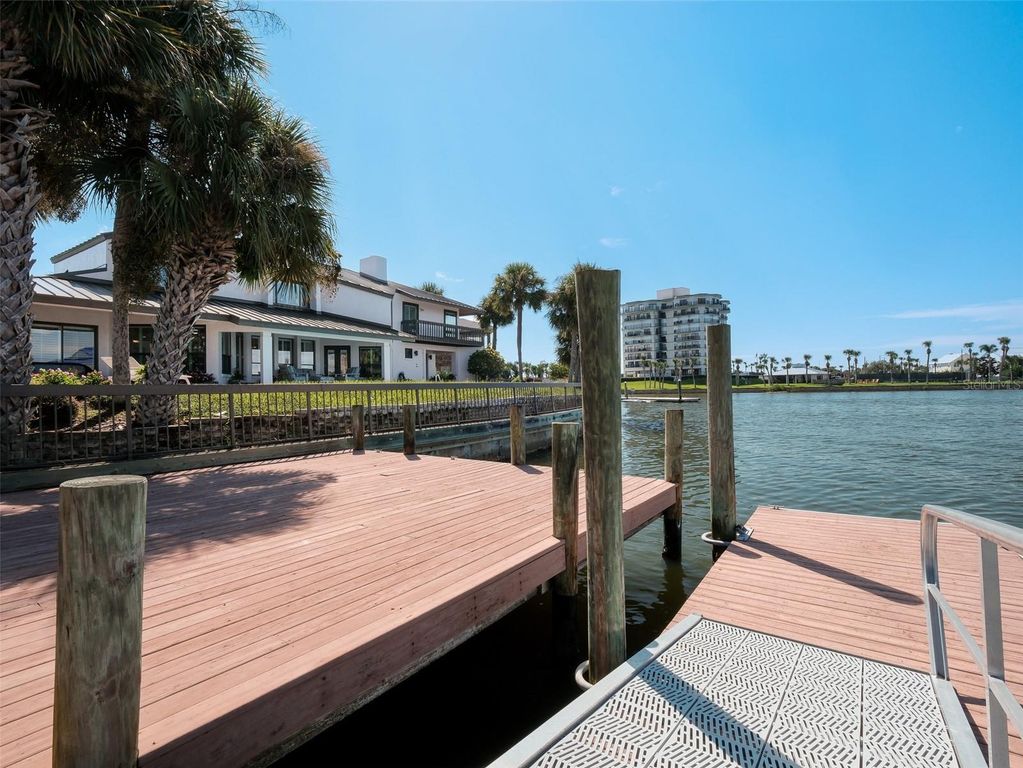 Image 38 of property listing at 448 QUAY ASSISI, New Smyrna Beach, FL 32169