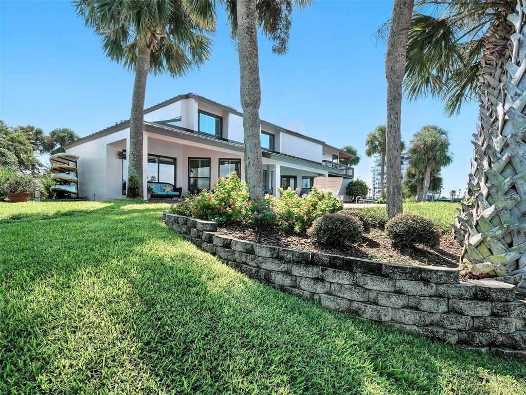 Image 40 of property listing at 448 QUAY ASSISI, New Smyrna Beach, FL 32169