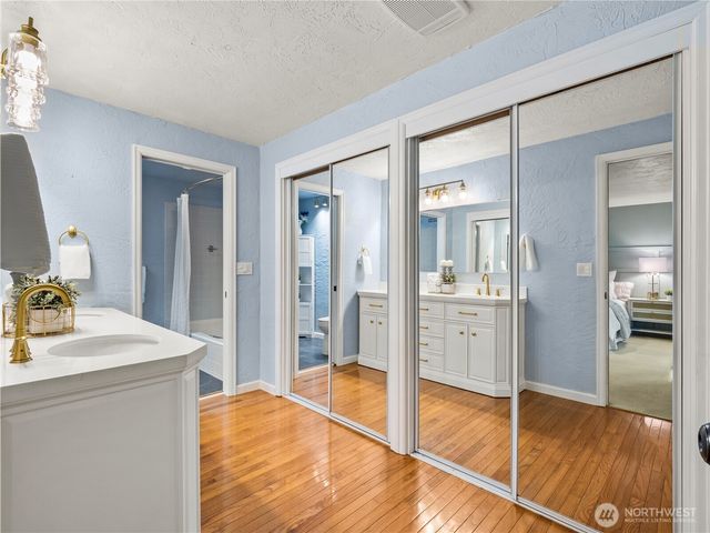 10310 244th Street E, Graham, WA 98338