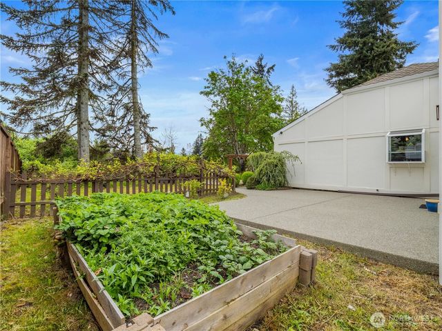 10310 244th Street E, Graham, WA 98338