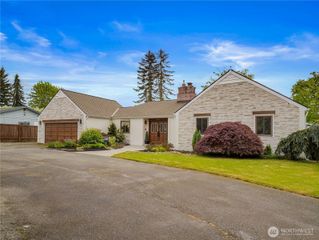 10310 244th Street E, Graham, WA 98338