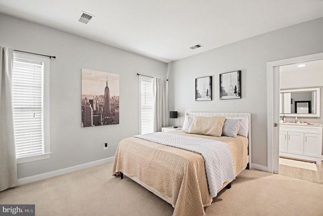6604 KANAWHA WAY, Gainesville, VA 20155
