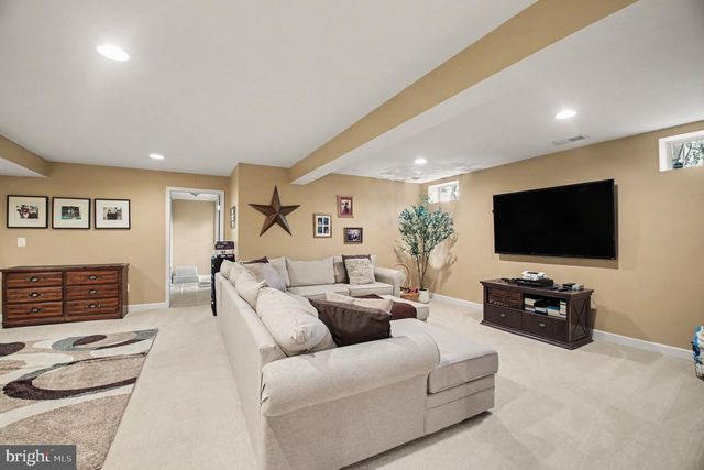 6604 KANAWHA WAY, Gainesville, VA 20155