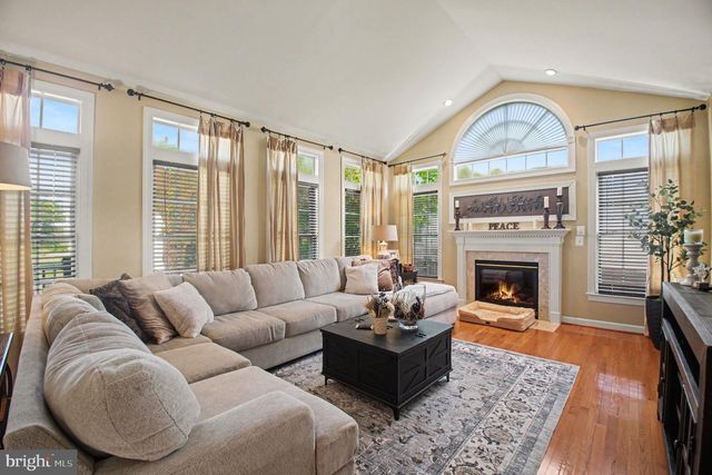 6604 KANAWHA WAY, Gainesville, VA 20155