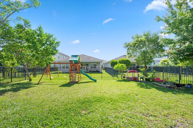 4612 Citrus Blossom Court, Westlake, FL 33470