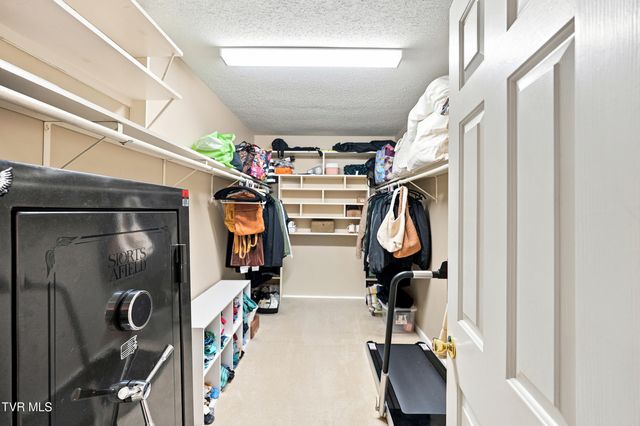 1021 Timberidge Trail, Kingsport, TN 37660