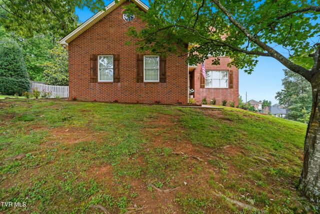 1021 Timberidge Trail, Kingsport, TN 37660