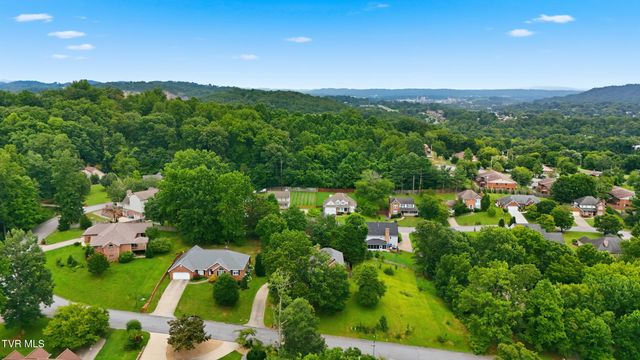 1021 Timberidge Trail, Kingsport, TN 37660