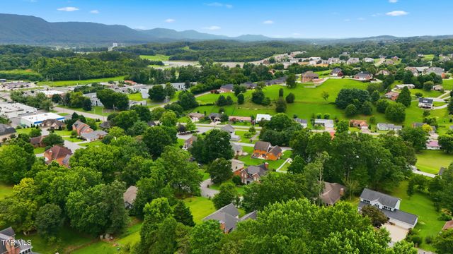 1021 Timberidge Trail, Kingsport, TN 37660