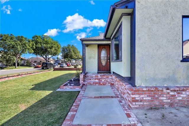 8014 Calendula, Buena Park, CA 90620
