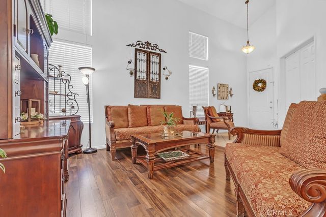 1096 1096 Casandra, Corona, CA 92879