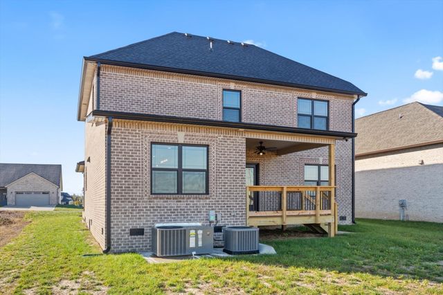 809 Willowicke Dr, Clarksville, TN 37043