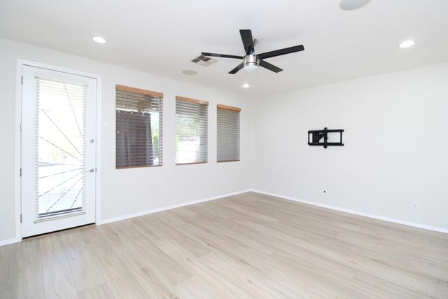 361 S Melba Street, Gilbert, AZ 85233
