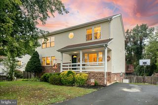 3951 DOMINION DR, Dumfries, VA 22026
