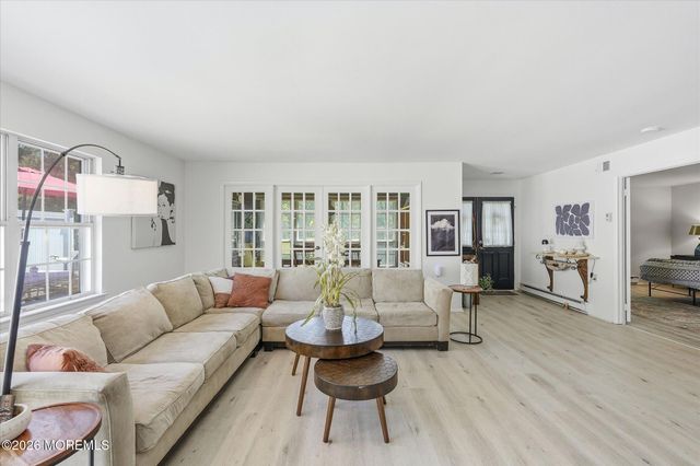 575A Sheffield Drive, Manchester, NJ 08759