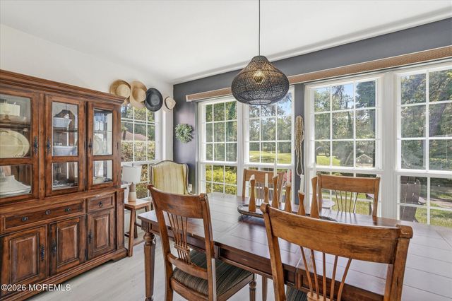 575A Sheffield Drive, Manchester, NJ 08759