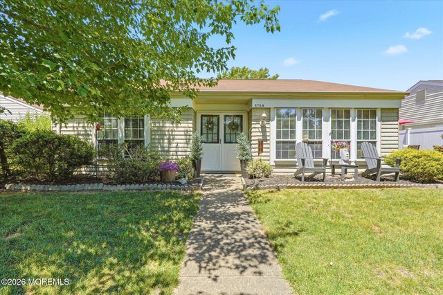 575A Sheffield Drive, Manchester, NJ 08759