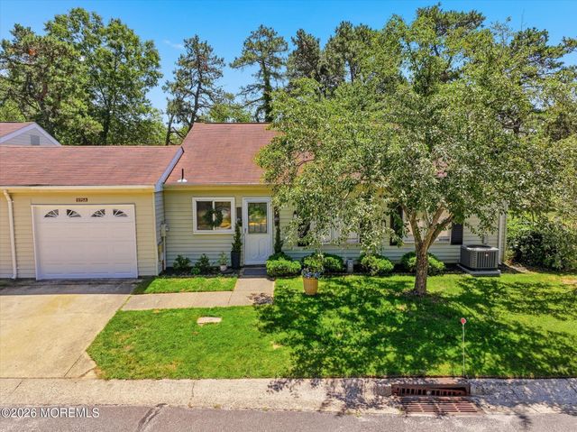 575A Sheffield Drive, Manchester, NJ 08759