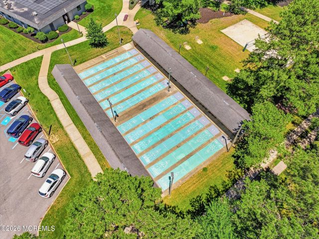 575A Sheffield Drive, Manchester, NJ 08759