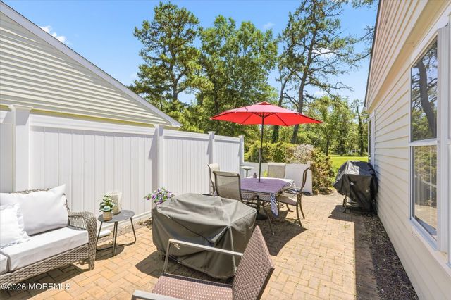 575A Sheffield Drive, Manchester, NJ 08759