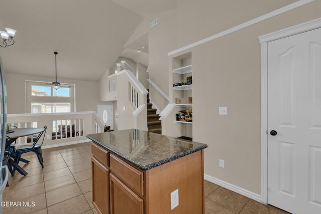 6924 CACTUS THRUSH Drive, El Paso, TX 79911