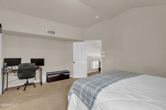 6924 CACTUS THRUSH Drive, El Paso, TX 79911