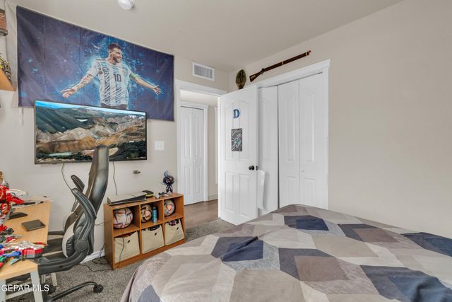 6924 CACTUS THRUSH Drive, El Paso, TX 79911