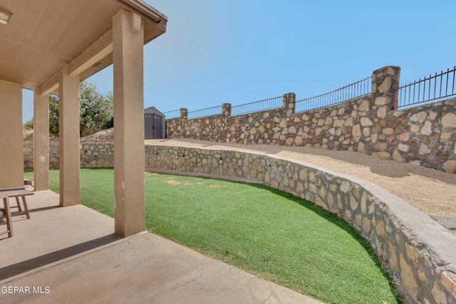 6924 CACTUS THRUSH Drive, El Paso, TX 79911