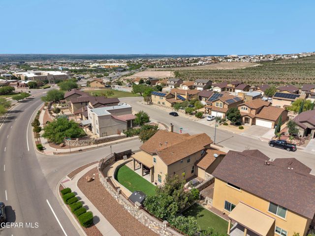 6924 CACTUS THRUSH Drive, El Paso, TX 79911