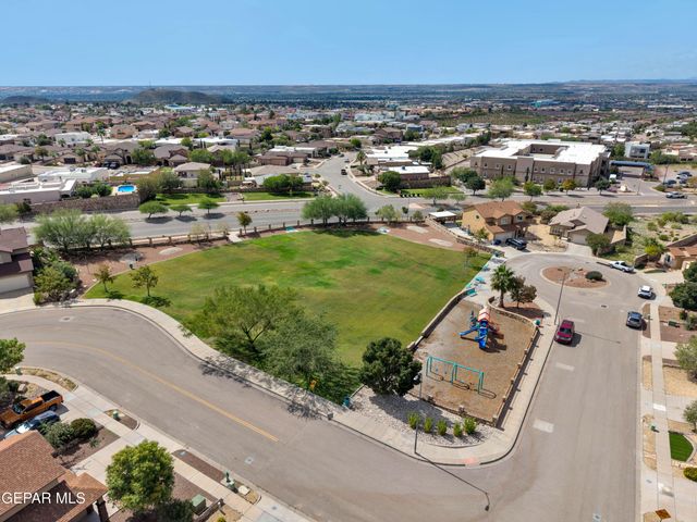 6924 CACTUS THRUSH Drive, El Paso, TX 79911