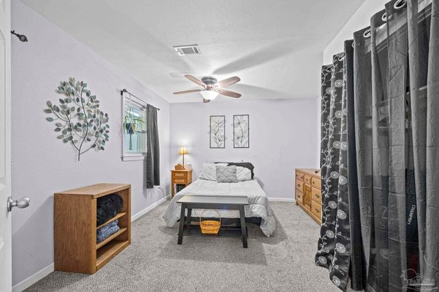 3601 Swan Ln, Pensacola, FL 32504