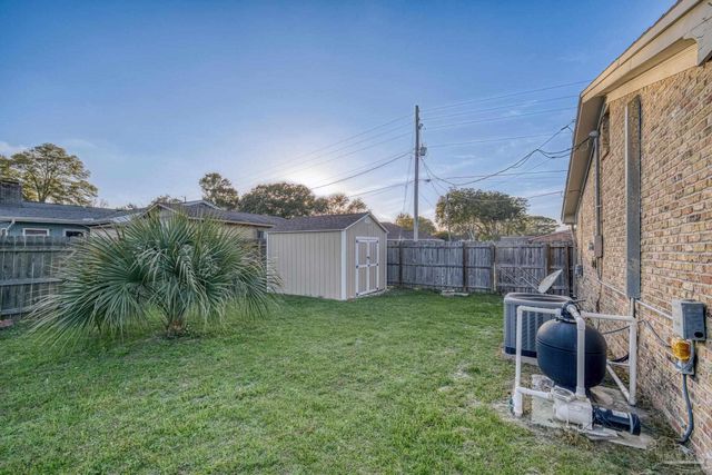 3601 Swan Ln, Pensacola, FL 32504