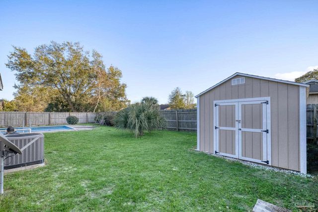 3601 Swan Ln, Pensacola, FL 32504