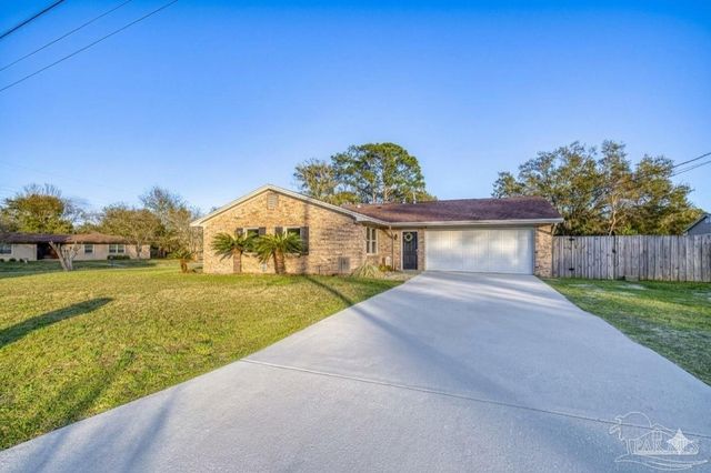 3601 Swan Ln, Pensacola, FL 32504